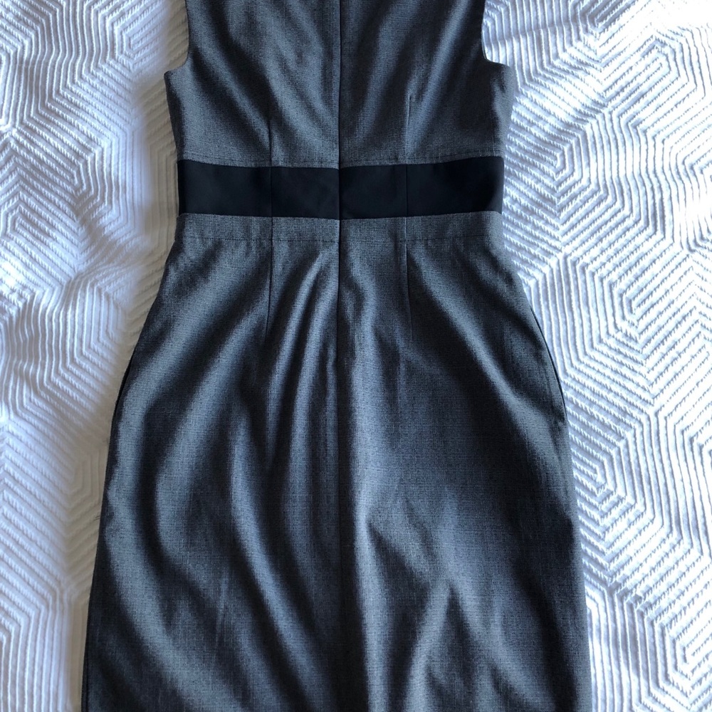 Dress - Picture 6 of 6